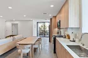 私人房间 正在以 €1,355 的月租出租，其位于 Los Angeles, Matteson Ave