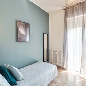 Private room for rent for €875 per month in Milan, Via Antonio Cecchi
