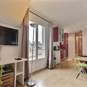 Studio for rent for €1,473 per month in Paris, Rue Dombasle