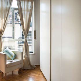 Private room for rent for €590 per month in Turin, Via San Francesco di Paola