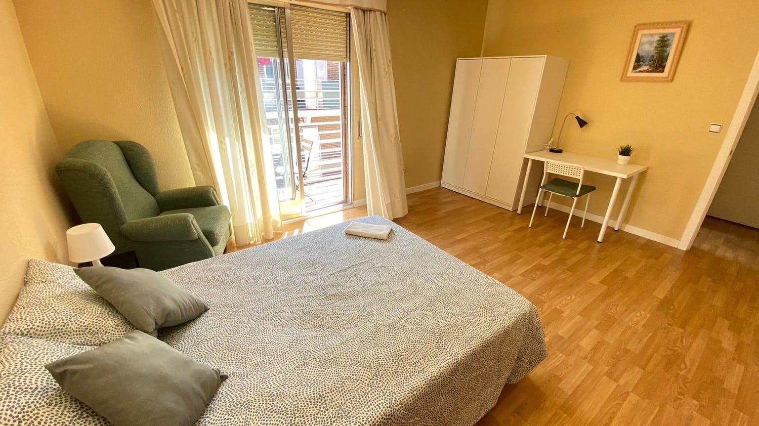 preview gallery tile