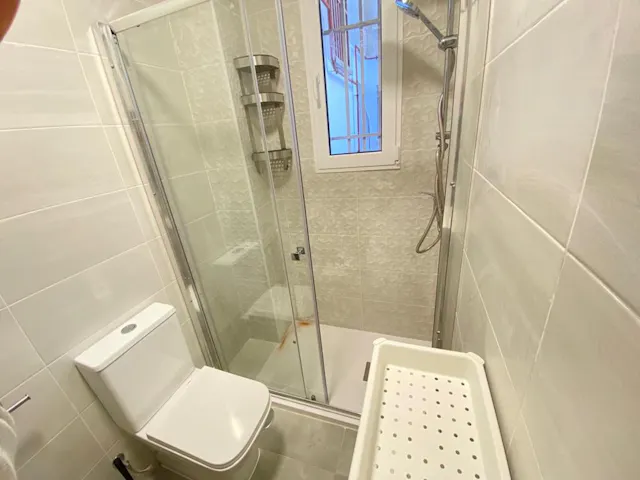 Private room in Calle del Doctor Bellido, Madrid (1429642) room image 20