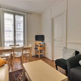Apartment for rent for €1,438 per month in Paris, Rue Primatice