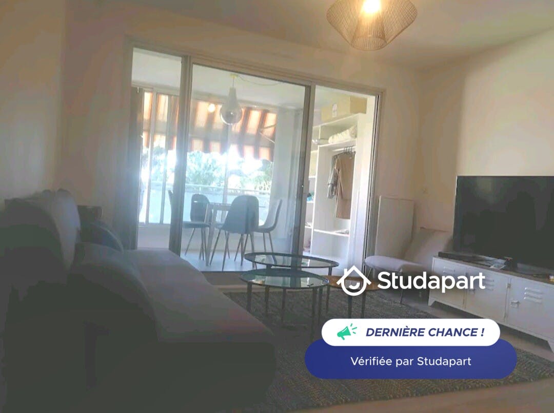 Apartment for rent on Avenue de la Liberté, Vallauris - Поглед 4