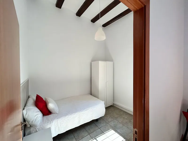 5 Avinyó Street, Barcelona - in Barcelona