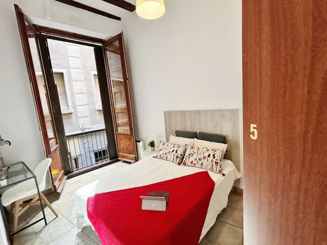 Private room in Carrer d'Avinyó, Barcelona (1433946) room image 1