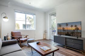 Apartment for rent for $2,968 per month in Los Angeles, N Highland Ave