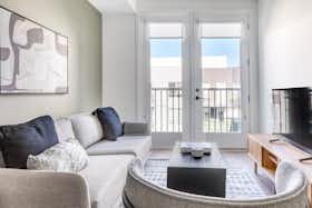 Appartamento in affitto a $3,560 al mese a San Diego, Del Sol Dr