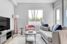 Apartamento para alugar por € 2.478 por mês em Long Beach, Alamitos Ave