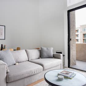 Appartamento in affitto a $3,247 al mese a Los Angeles, W Jefferson Blvd