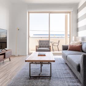 Appartamento for rent for $3,448 per month in Los Angeles, La Tijera Blvd
