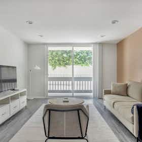 Appartement te huur voor $2,447 per maand in Pacific Palisades, W Sunset Blvd