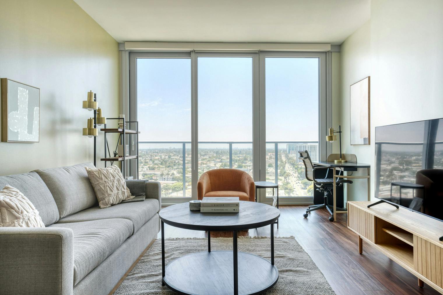 Apartment for rent for $4,386 per month in Long Beach, East Ocean Boulevard