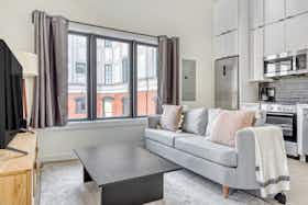 Квартира сдается в аренду за $3,843 в месяц в Washington, D.C., Pennsylvania Ave SE