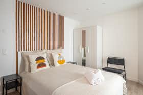 Privé kamer te huur voor € 950 per maand in Issy-les-Moulineaux, Rue Claude Bernard