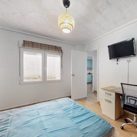 私人房间 正在以 €275 的月租出租，其位于 Elche, Carrer Concepción Arenal