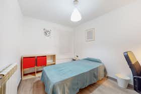 私人房间 正在以 €305 的月租出租，其位于 Reus, Passeig de Prim