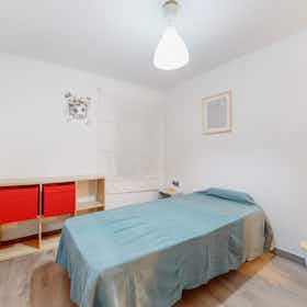 Отдельная комната сдается в аренду за 305 € в месяц в Reus, Passeig de Prim