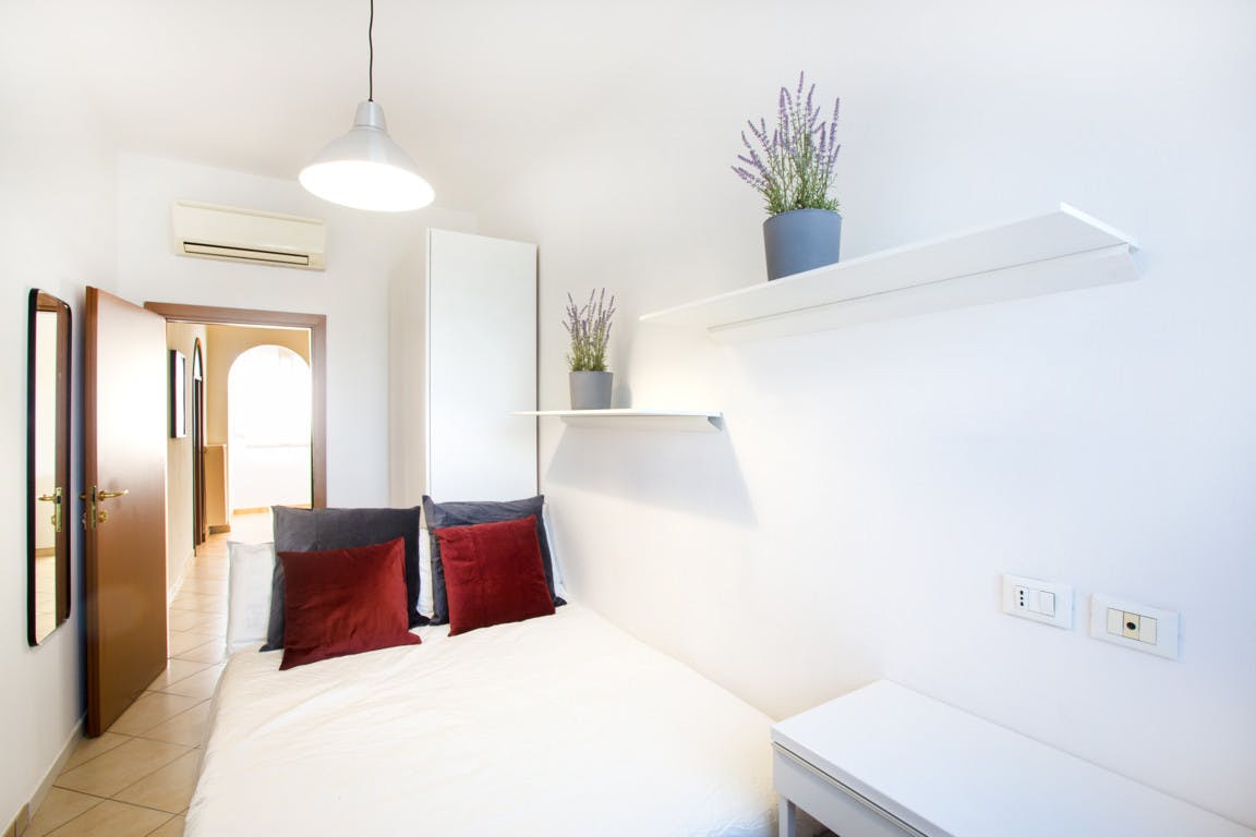 Privat rum att hyra för 580 € i månaden i Milan, Via Federico Engels