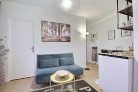 公寓 正在以 €1,378 的月租出租，其位于 Paris, Rue d'Aubervilliers