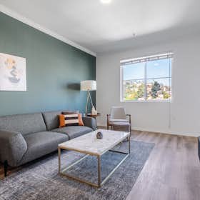 Apartamento para alugar por $3,113 por mês em Los Angeles, N Highland Ave