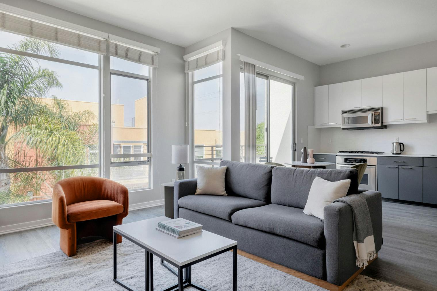 Apartment for rent for $6,761 per month in Los Angeles, Redwood Avenue