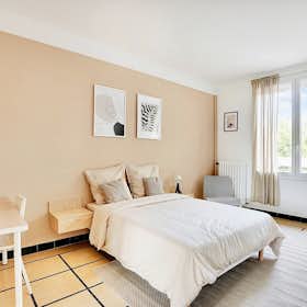 Habitación privada en alquiler por 550 € al mes en Clamart, Rue de Versailles