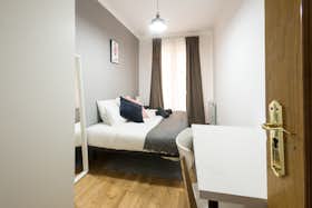 Private room for rent for €700 per month in Madrid, Calle del Conde de Romanones