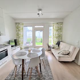 Apartment for rent for €1,449 per month in Vantaa, Jaspiskuja