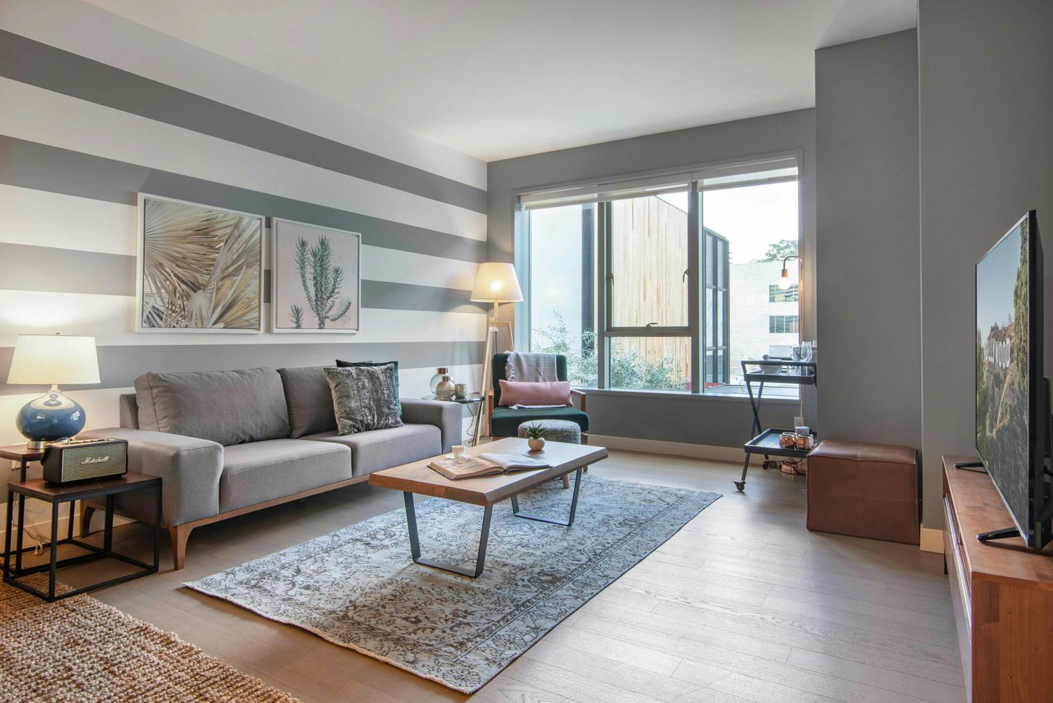 Apartment for rent for $4,234 per month in Los Angeles, South Grand Avenue