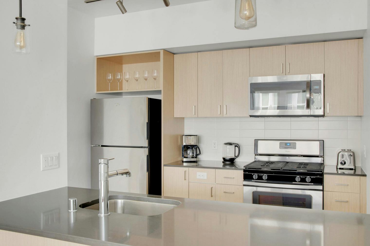 Apartment Bellevue, 2 beds — photo 8