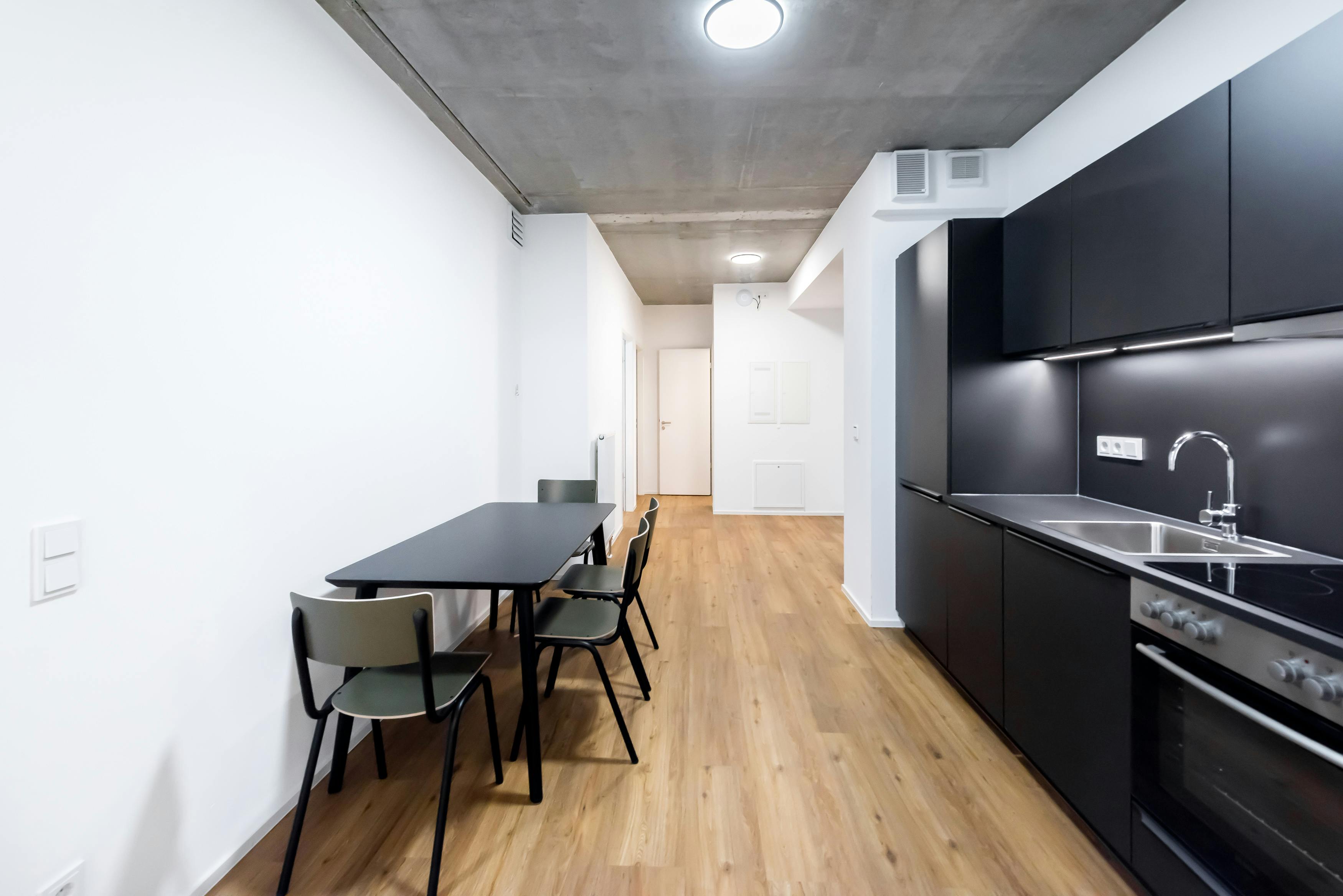 Apartment Frankfurt Am Main, 81m² — photo 2