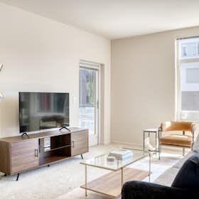 Appartement te huur voor $3,481 per maand in Redmond, 161st Ave NE
