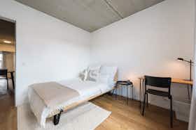 Приватна кімната за оренду для 740 EUR на місяць у Frankfurt am Main, Gref-Völsing-Straße
