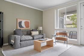 Lägenhet att hyra för $5,282 i månaden i San Mateo, S Fremont St