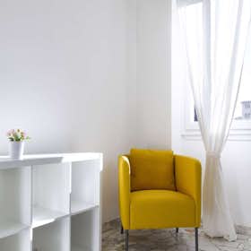 Private room for rent for €845 per month in Milan, Via Giuseppe Bruschetti
