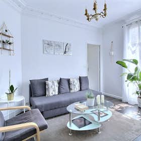 Apartment for rent for €1,608 per month in Paris, Rue de Musset