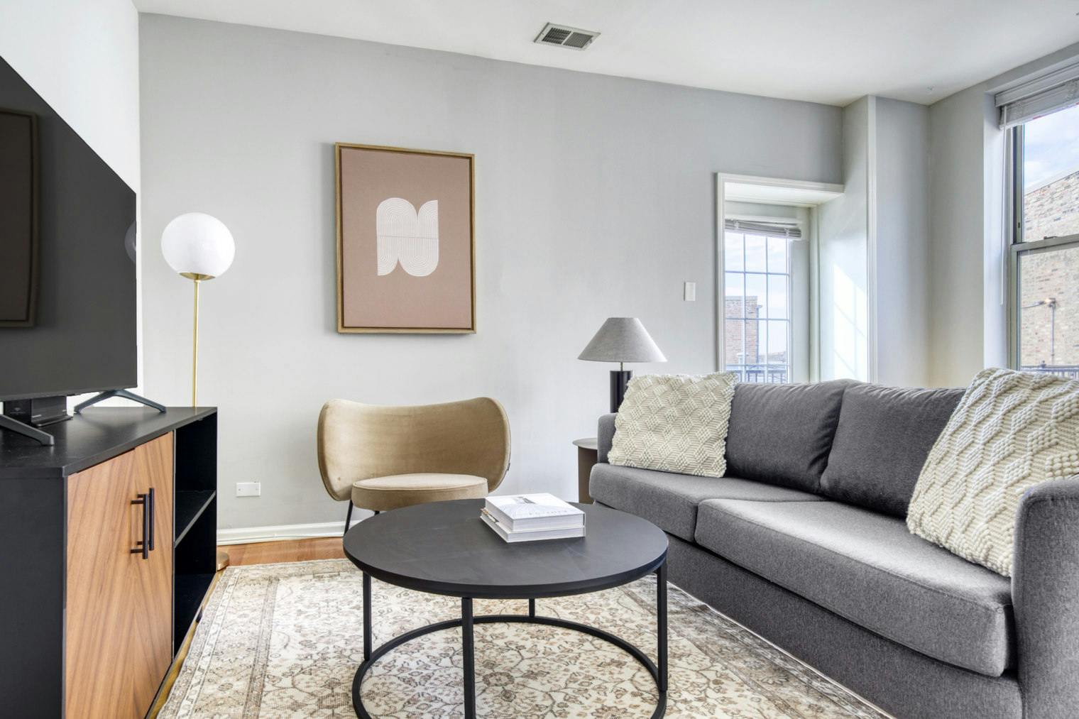 Apartment for rent for $6,277 per month in Chicago, North Clark Street