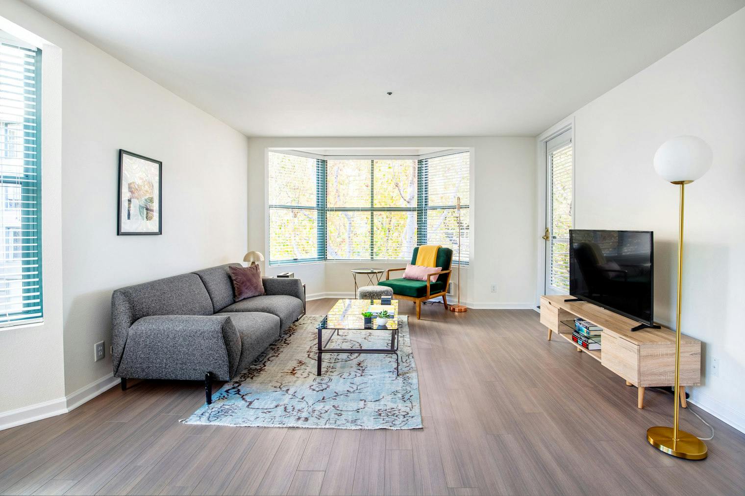 公寓 正在以 $7,098 的月租出租，其位于 San Francisco, Townsend Street