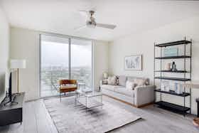 Appartement te huur voor $2,434 per maand in Miami, NW 7th St