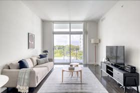 Lägenhet att hyra för $2,636 i månaden i Fort Lauderdale, SE 16th St