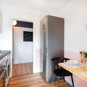 Приватна кімната за оренду для 840 EUR на місяць у Düsseldorf, Derendorfer Straße
