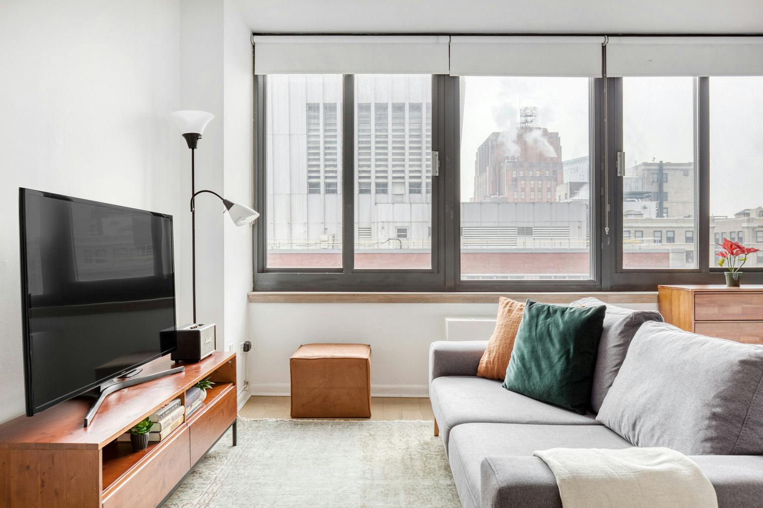 Studio for rent for $9,928 per month in New York City, Duane Street