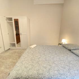 Private room for rent for €440 per month in Madrid, Calle de Argente