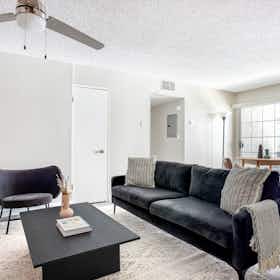 公寓 正在以 $3,041 的月租出租，其位于 Los Angeles, W Olympic Blvd