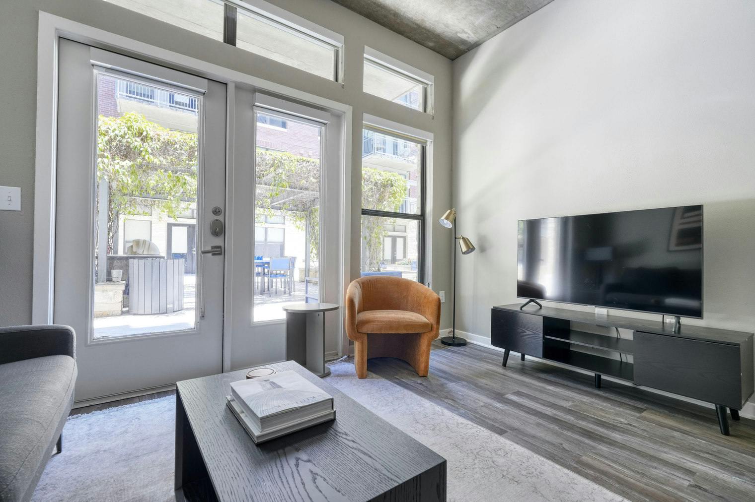 Apartment for rent for $4,575 per month in Austin, Toomey Road