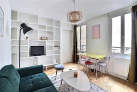 Apartment for rent for €1,650 per month in Paris, Rue Feutrier