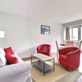 Apartment for rent for €2,851 per month in Paris, Rue de Dantzig