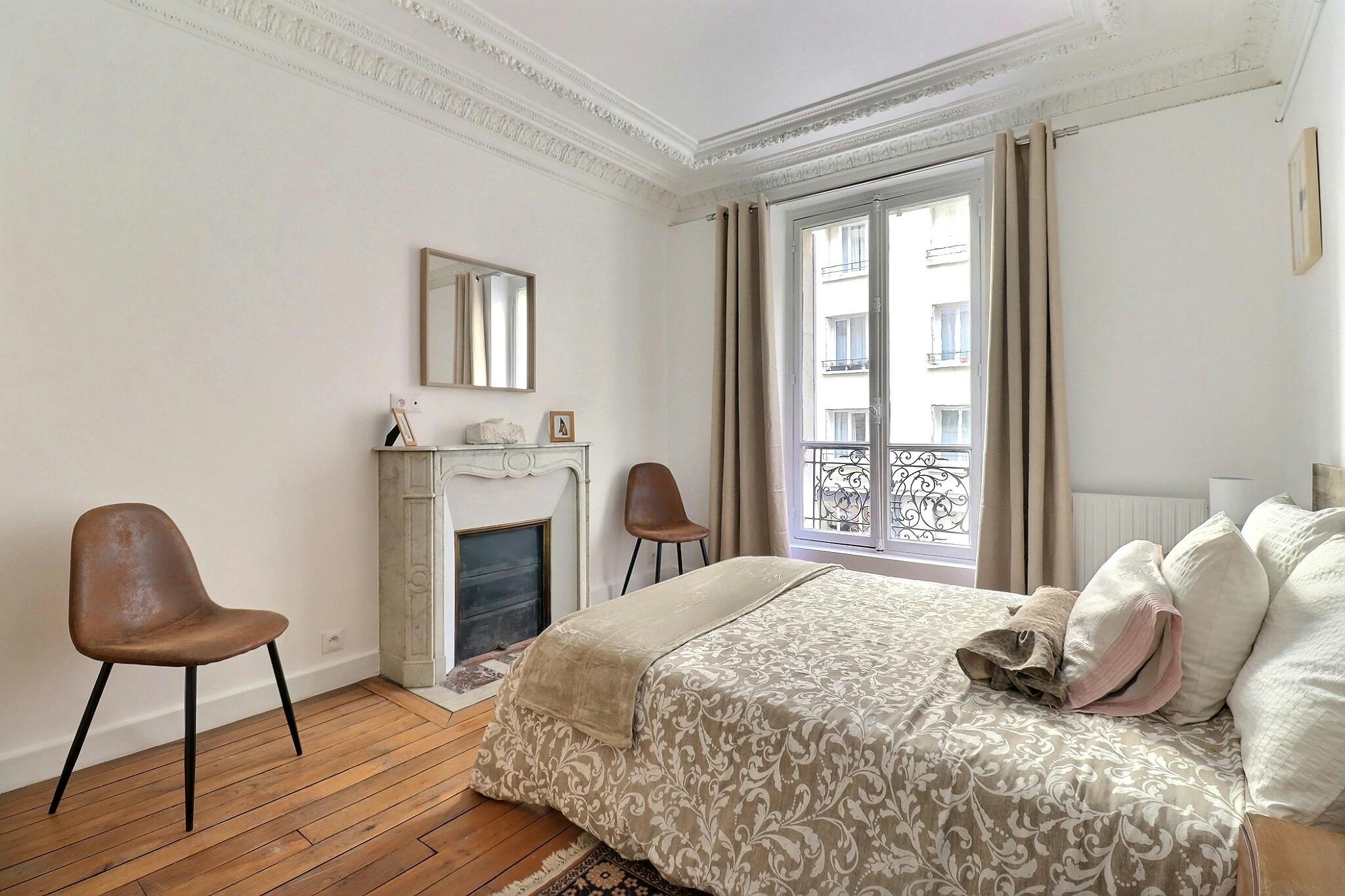 Rue de Navarre, Paris preview