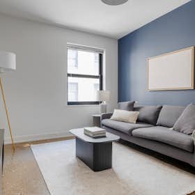 Квартира сдается в аренду за $2,411 в месяц в Chicago, W Lawrence Ave